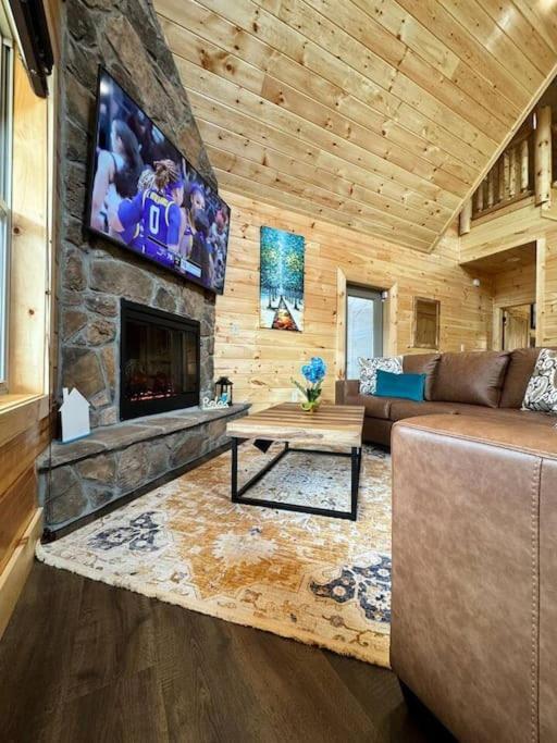 Villa New! Indoor Pool/Ps 5/Hot Tub/Parkway Pigeon Forge Exterior foto